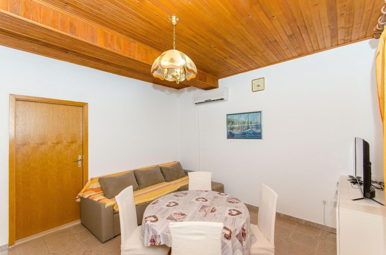 Marinko Apartment *