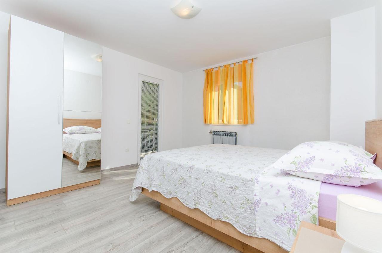 Apartment Marinko *